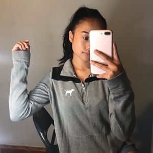 💞PINK Grey Sweater